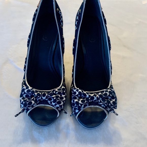 Navy Coach Wedges with Bows - Picture 6 of 11